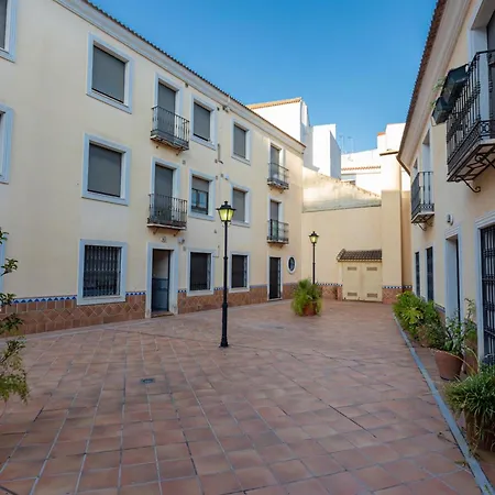 Parking Entre Patios Centro * 科爾多瓦