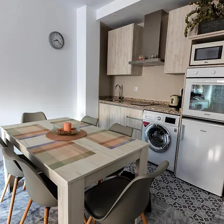 Parking Entre Patios Centro * 科爾多瓦